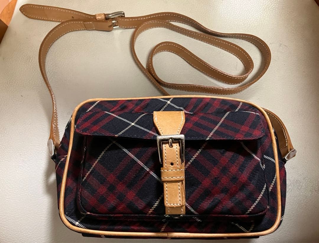 BURBERRY バーバリー　ブルーレーベル　ショルダーバッグ