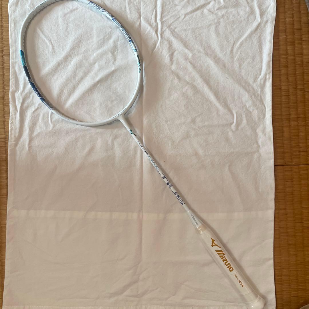 Mizuno ALTIUS 01 バドミントンラケット
