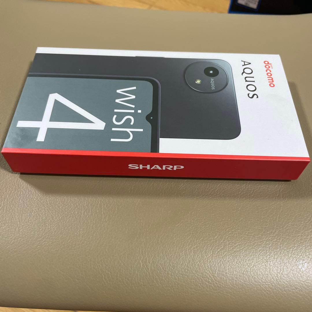docomo AQUOS wish 4 ダークブルー 本体