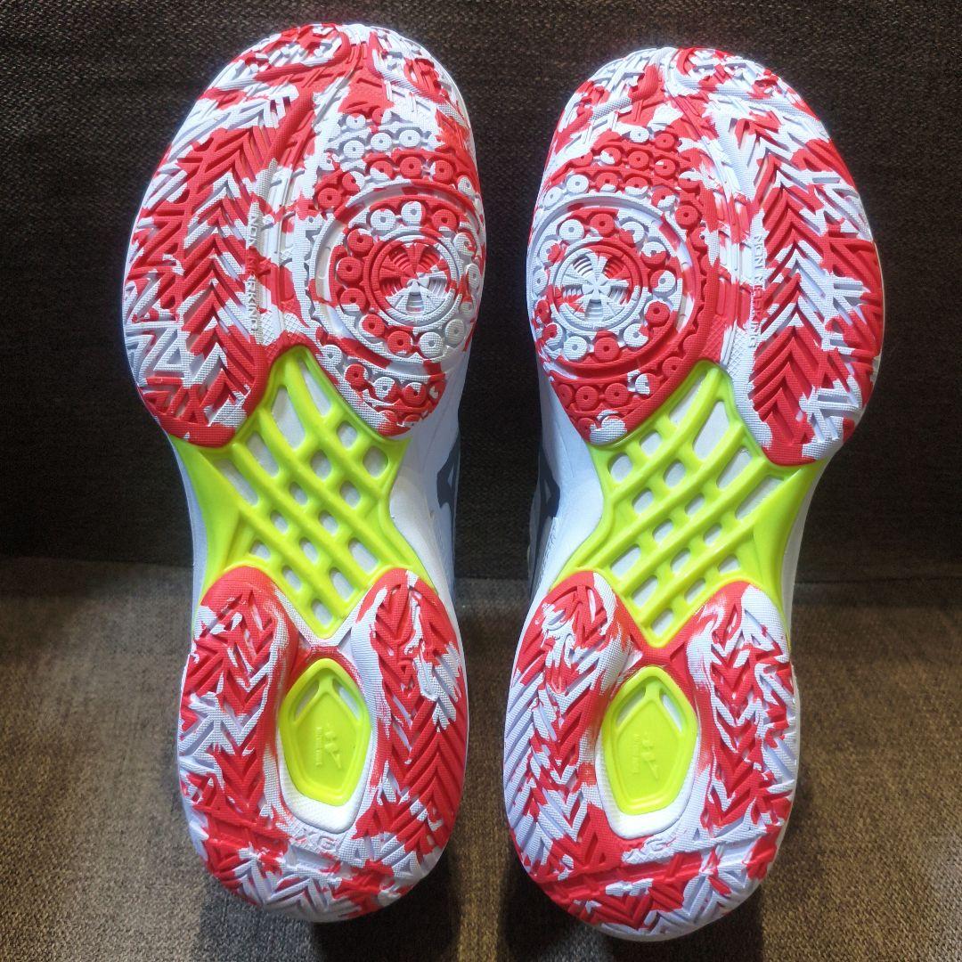 【未使用品】MIZUNO ウェーブクロー3 23.5cm