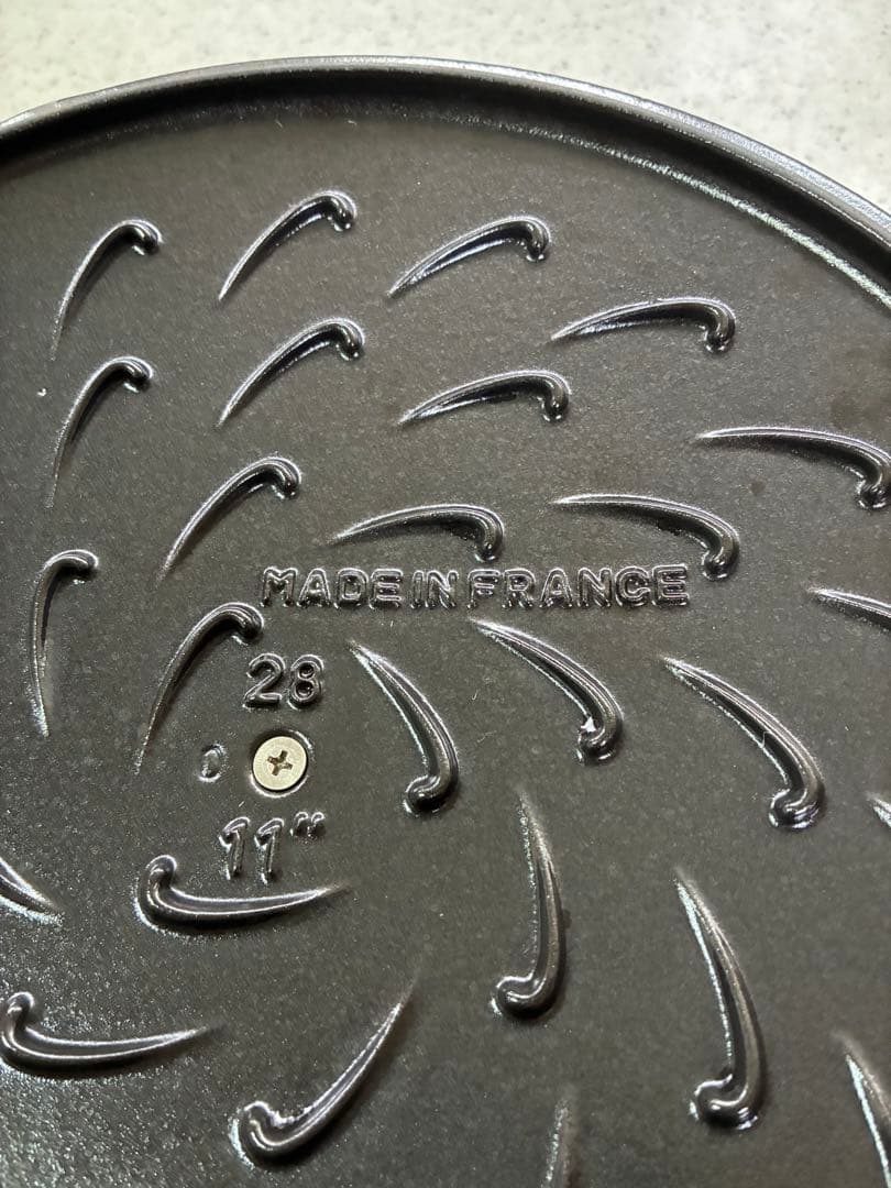 STAUB 鍋 28cm 黒