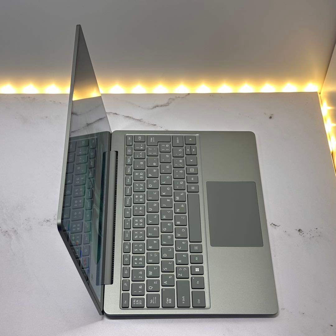 【準新品】Surface Laptop Go2 corei5/8/128