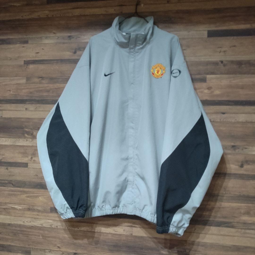 NIKE　00s マンチェスターユナイテッド エムブレム　ナイロンジャケット