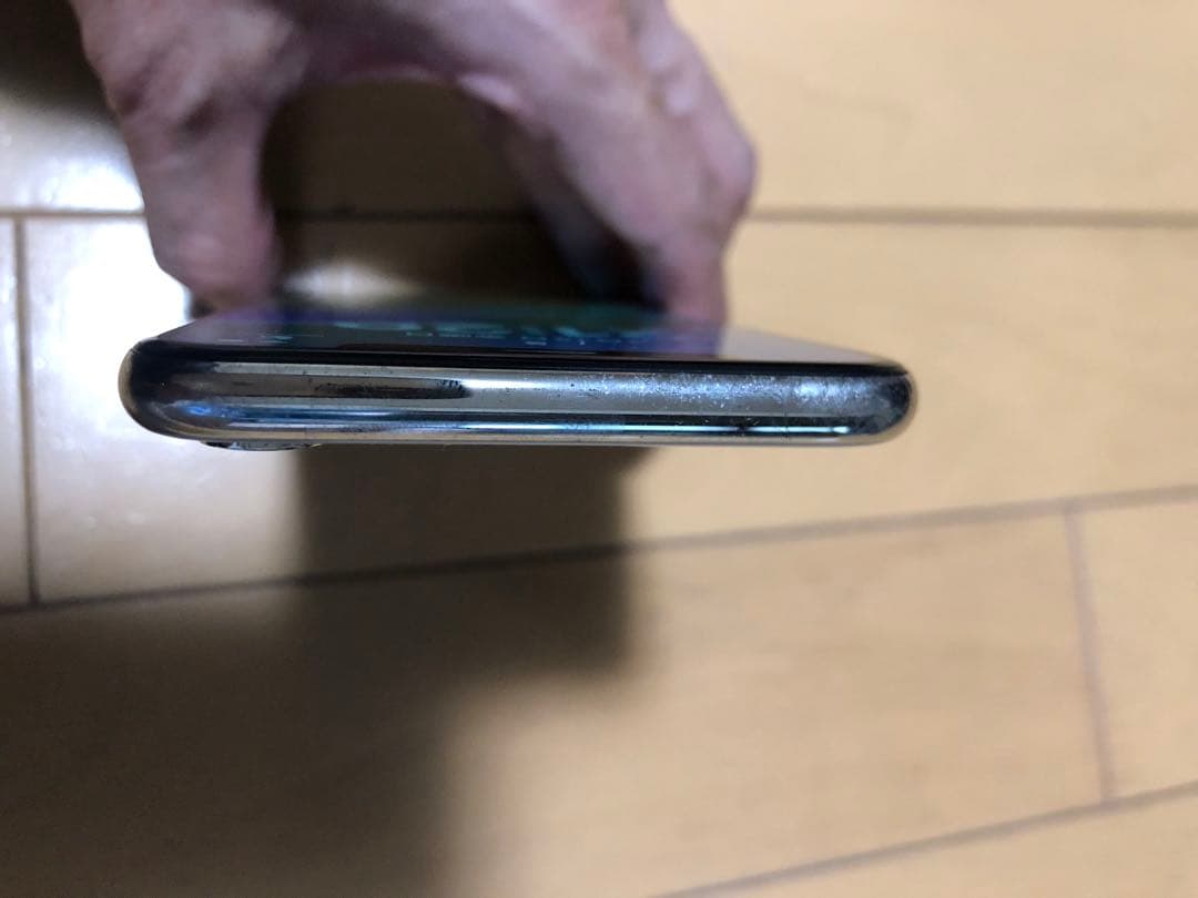iPhone X 256G シルバー SIMフリー（コメント修正しました）