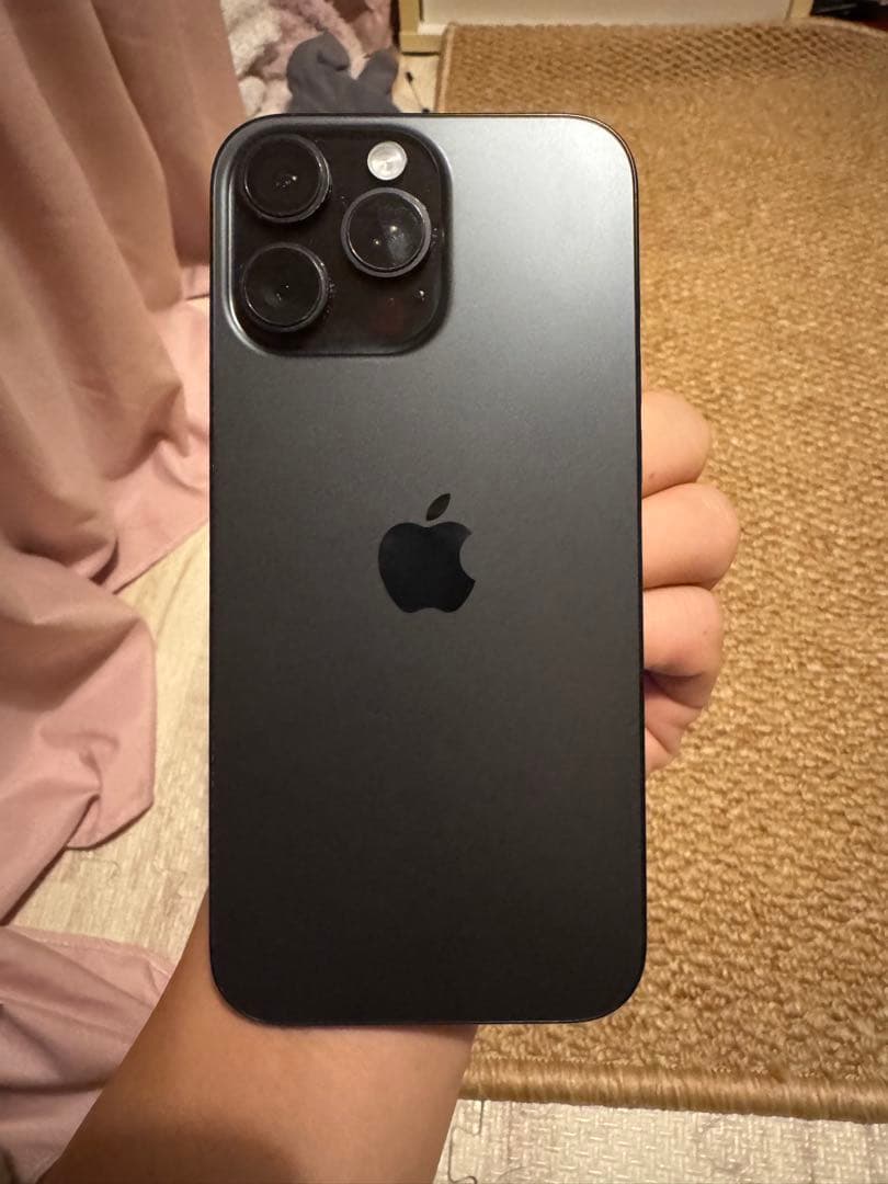iPhone 16 Pro Max 512GB、AppleCare+付き、美品