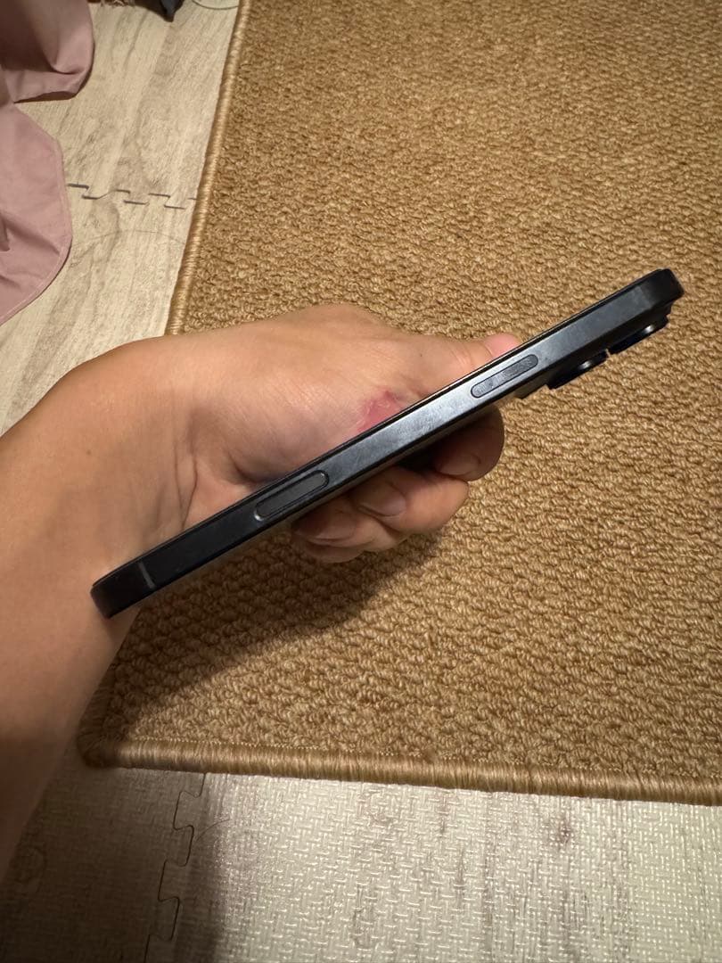 iPhone 16 Pro Max 512GB、AppleCare+付き、美品