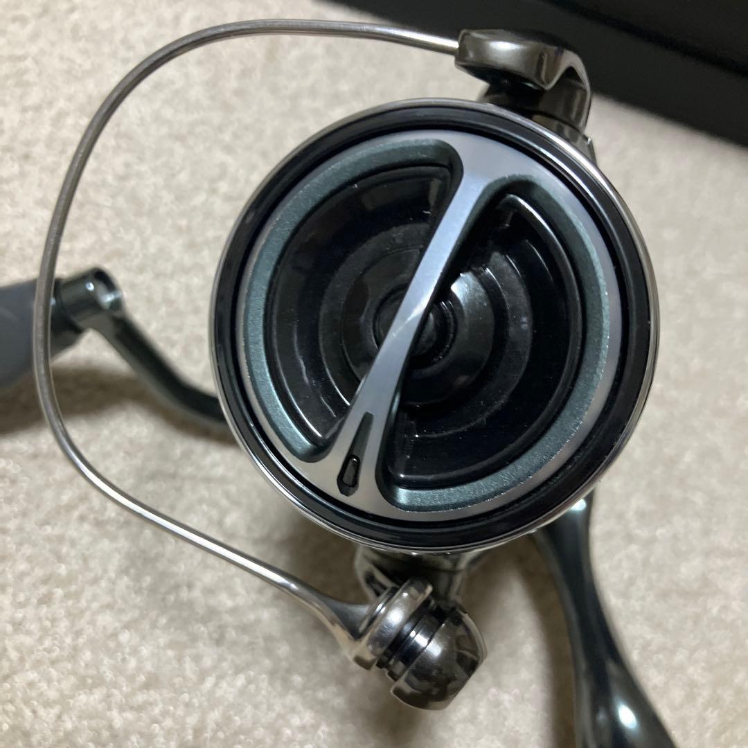 22ステラ2500S 中古　美品