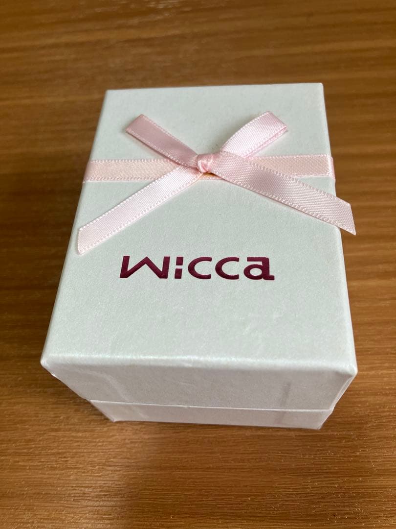 Wicca レディース電波腕時計 美品 ソーラー 取説付