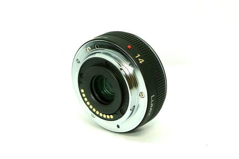パンケーキ 広角 単焦点 Panasonic LUMIX G 14mm F2.5