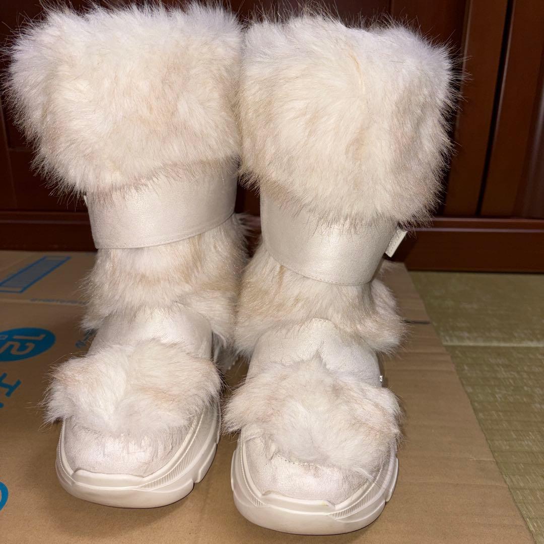 MOLO SHORT BOOTS L ホワイト