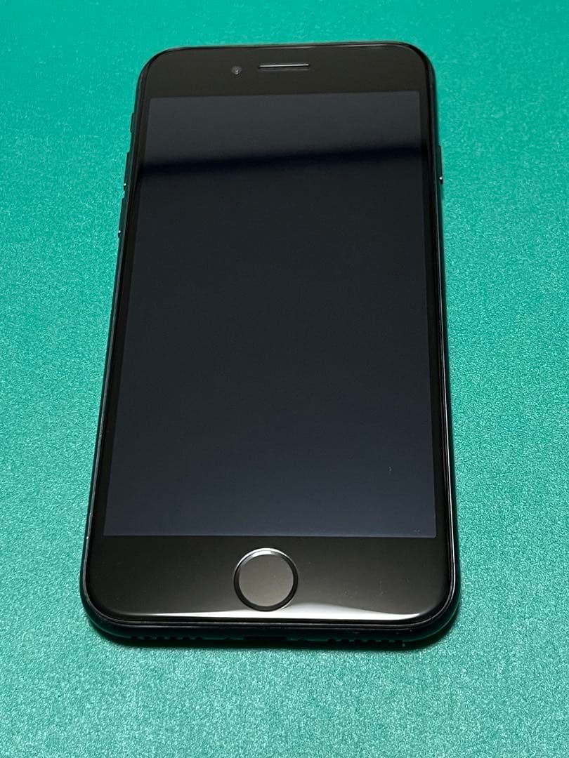 【美品】iPhone SE 第3世代 ブラック 64GB バテリ100% 121