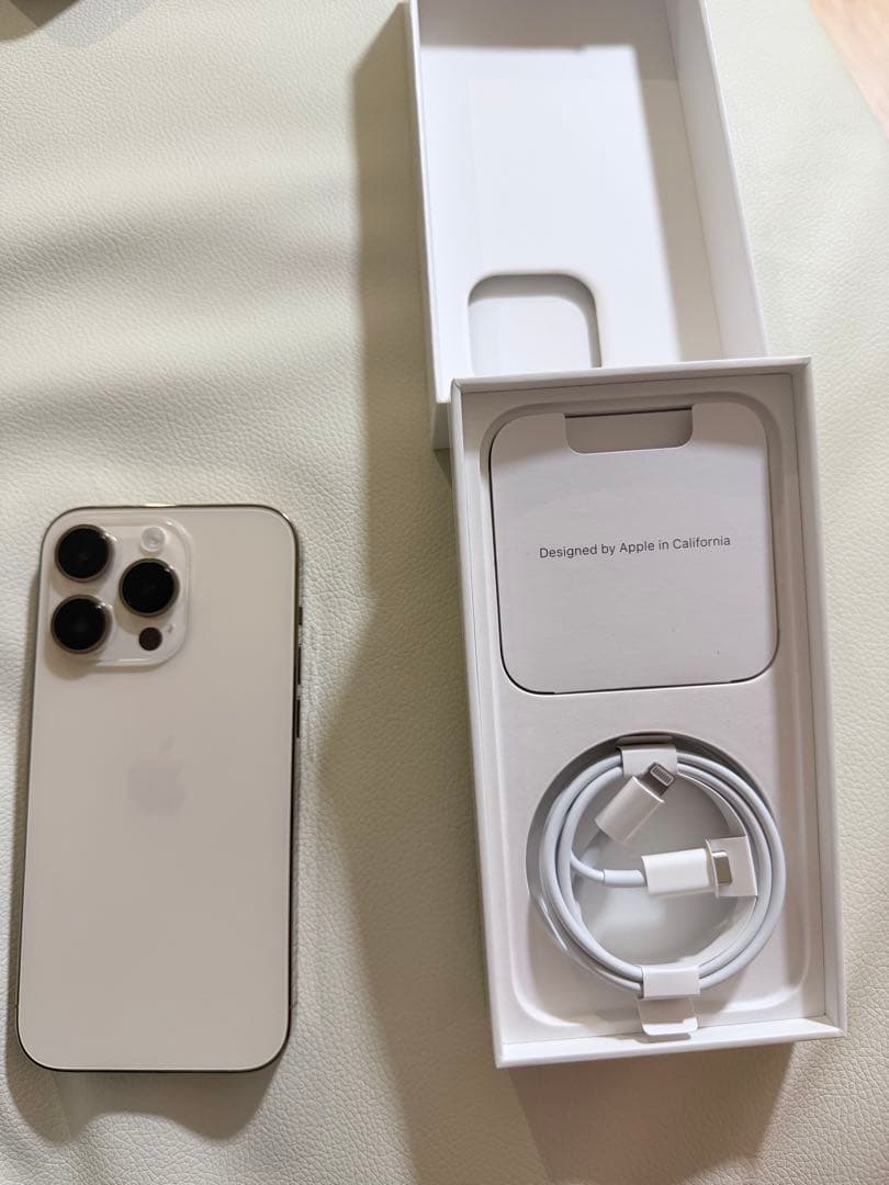 ⭐︎即購入可【美品】iPhone 14 Pro ゴールド　256GB SIMフリー