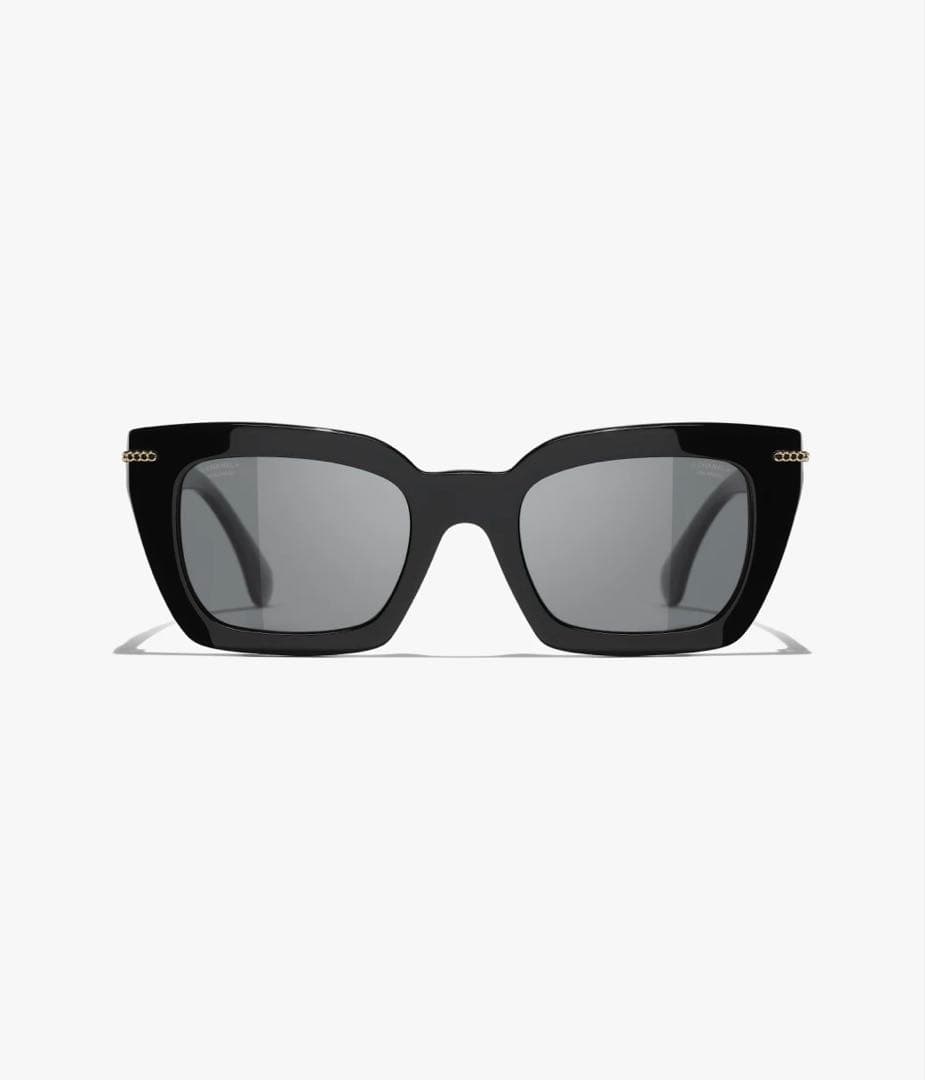 CHANEL シャネル　サングラス　スクエア