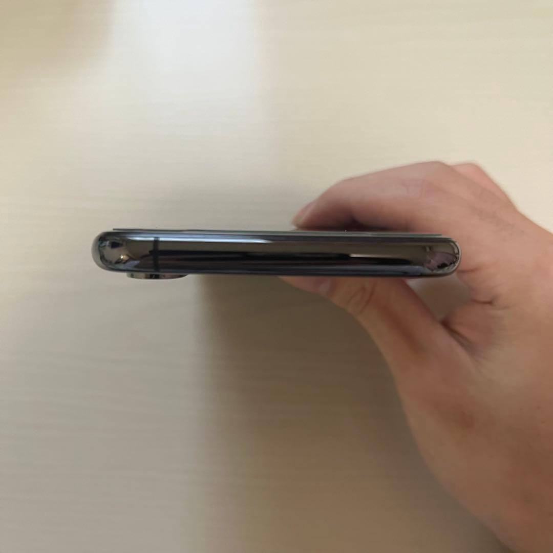 iPhone XS 本体