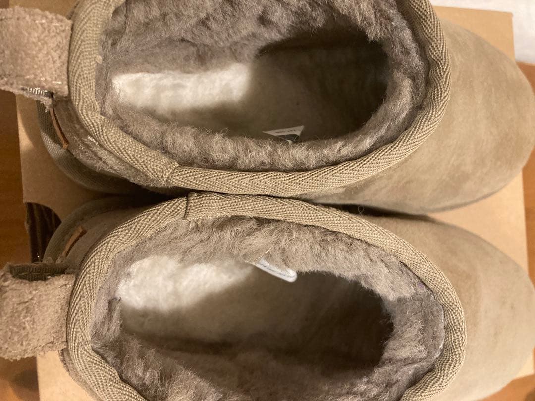 UGG クラシック ウルトラ ミニブーツ 37