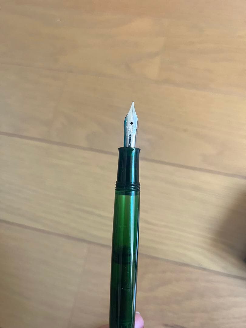 Pelikan グリーン万年筆とインクセット