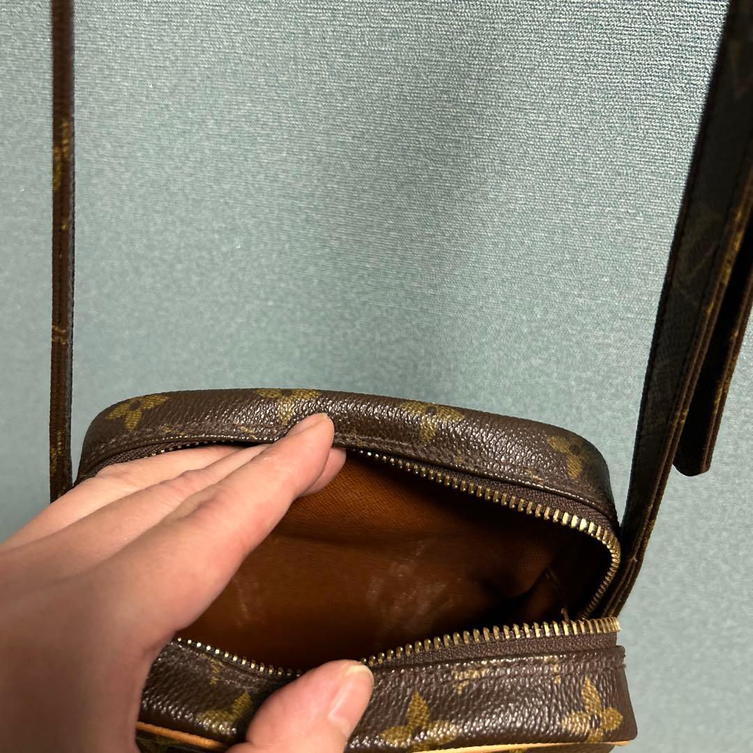 Louis Vuitton モノグラム ショルダーバッグ　アマゾン　斜め掛け
