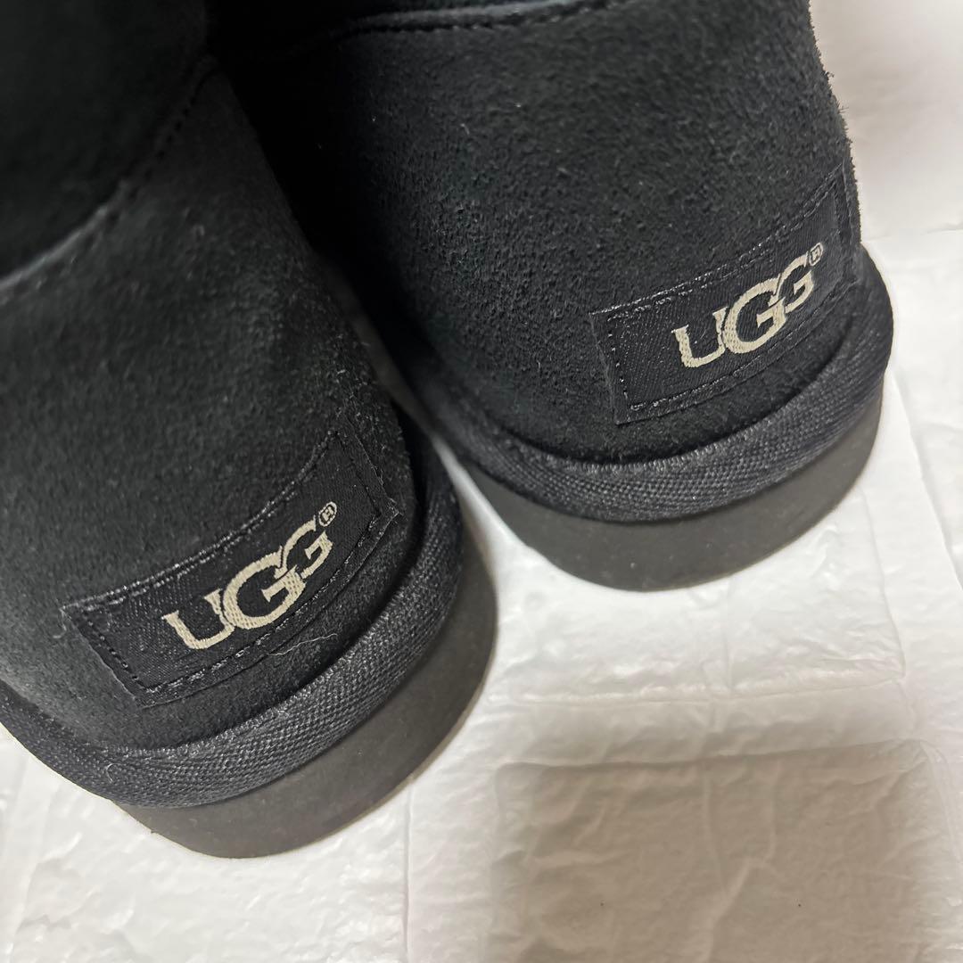美品　UGG ムートンブーツ