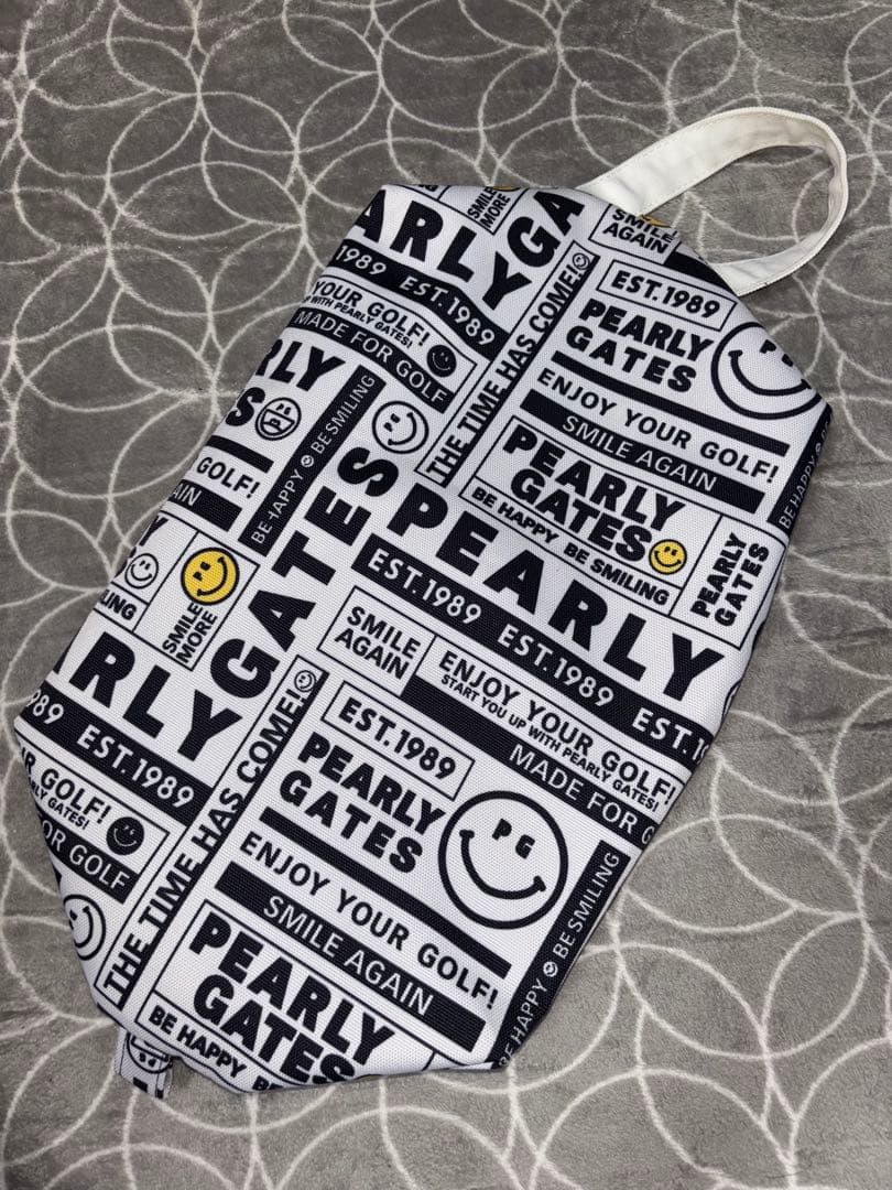 （超美品）パーリーゲイツ 、ニュースペーパー柄、シューズケース、完売品