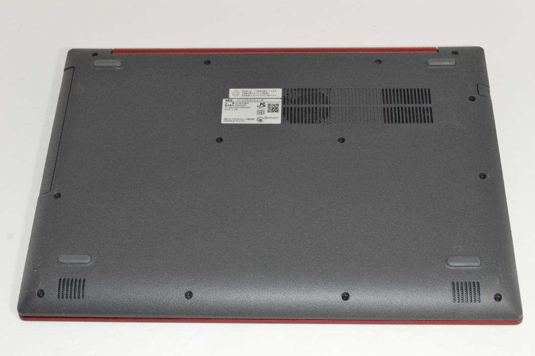 レッドLAVIE第8世代Corei7/20G/SSD1TB/バッテリー新品