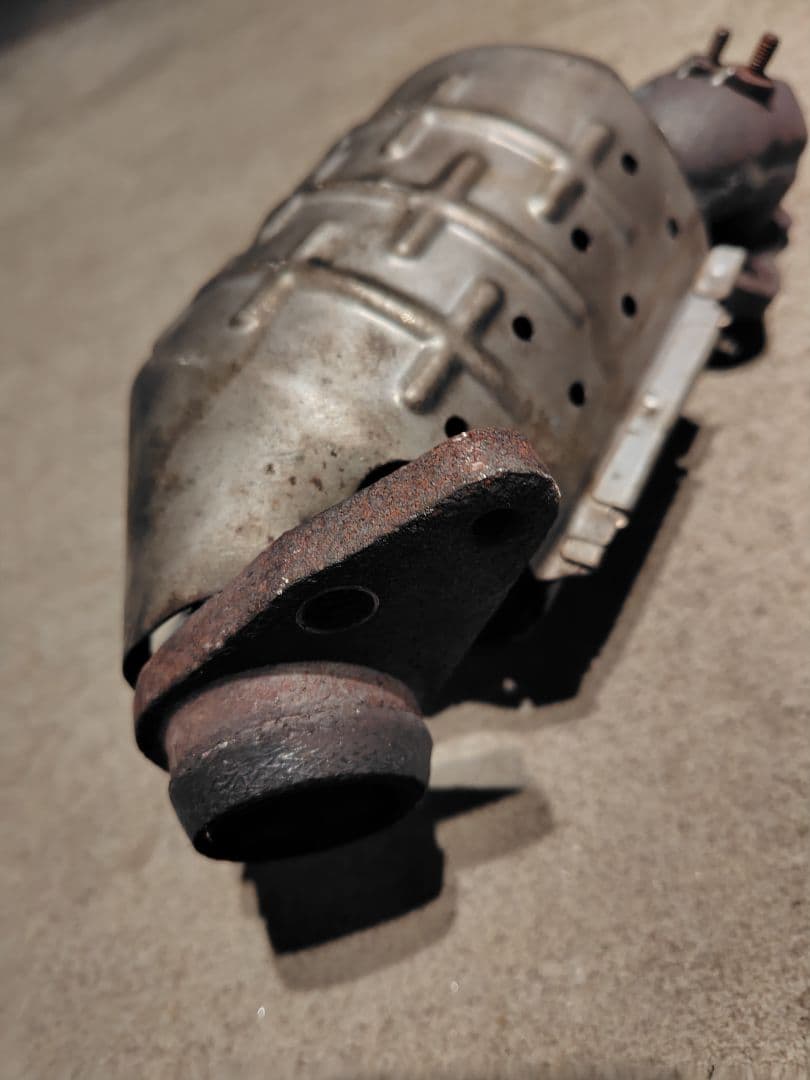 ML21S触媒