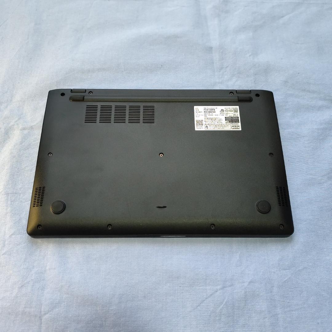 富士通 FMVChromebook FCB143FB