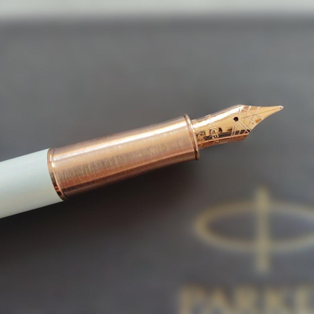 Parker Sonnet 万年筆 ホワイト