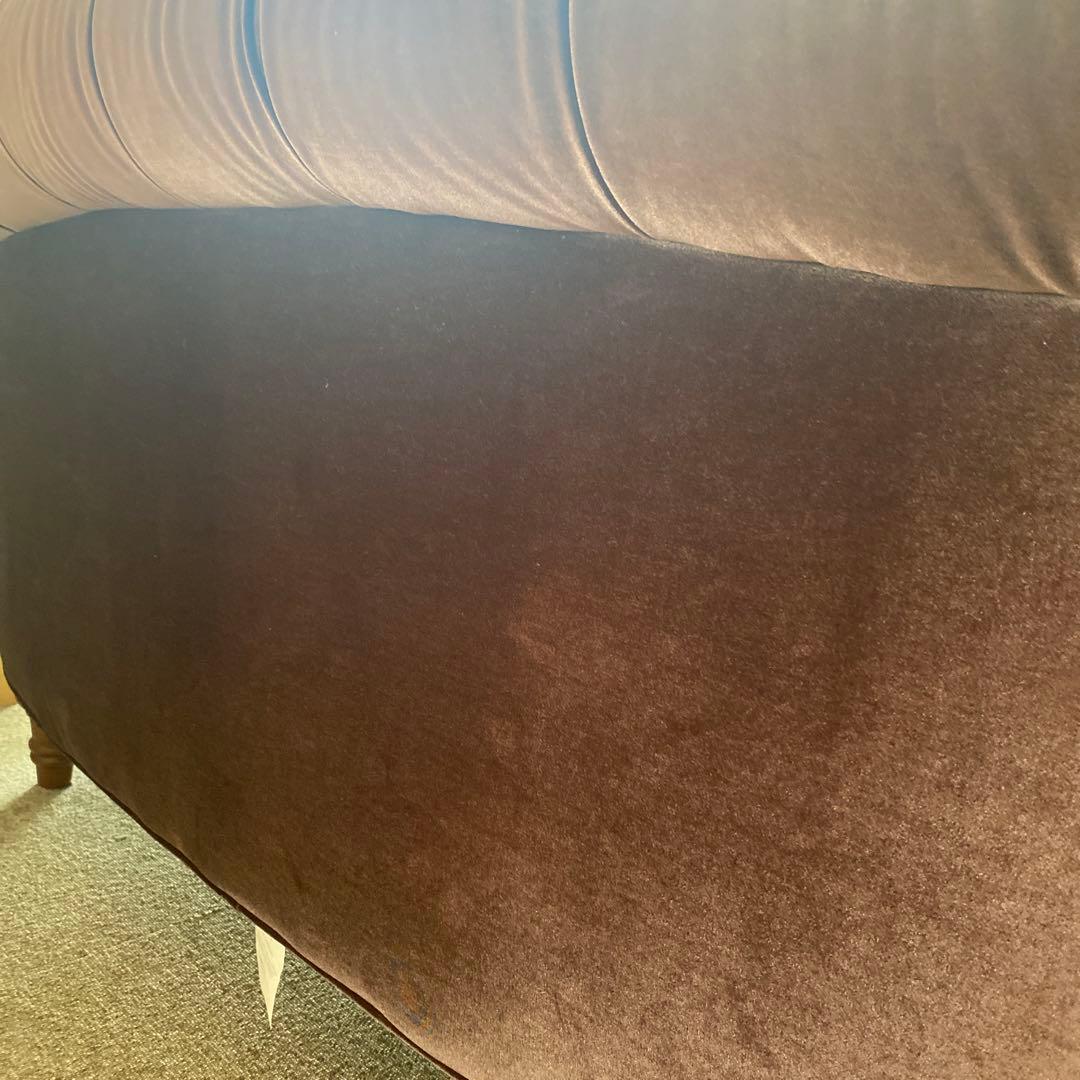 ソファー　チェスターフィールド