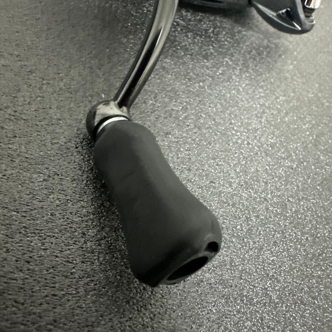 【美品】ダイワ24 LUVIAS ST SF2000SS-Hスピニングリール