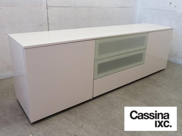 美品■Cassina ixc■モダン■サイドボード■テレビボード■高級■