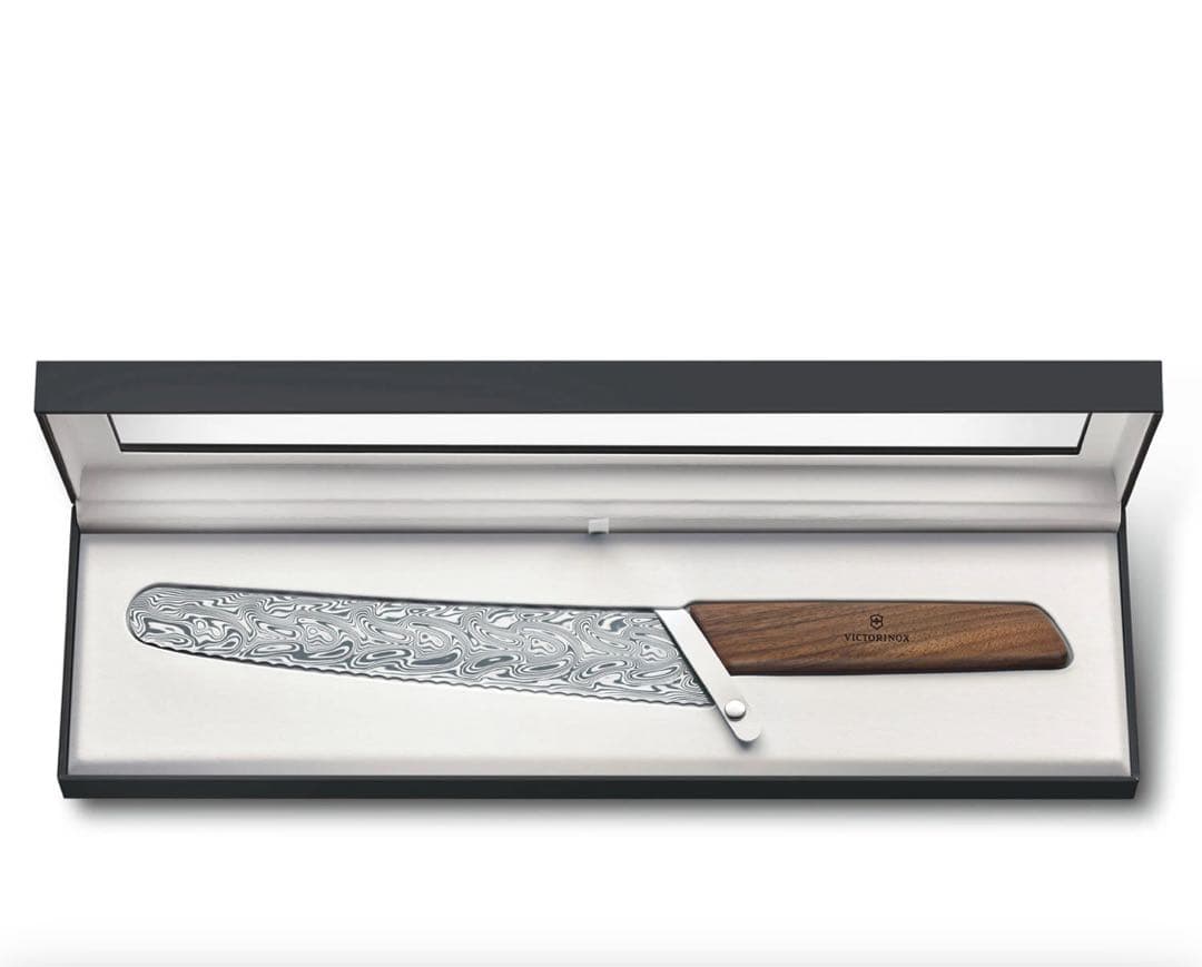 ビクトリノックスブレッド＆ペストリーナイフ ダマスカス 限定版2021 22cm