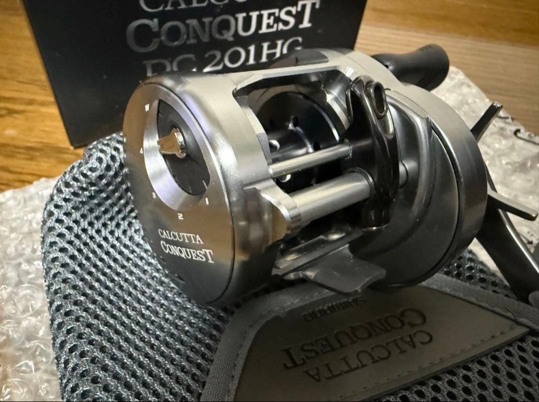 シマノ カルカッタコンクエストDC201 HG 左 SHIMANO ベイトリール