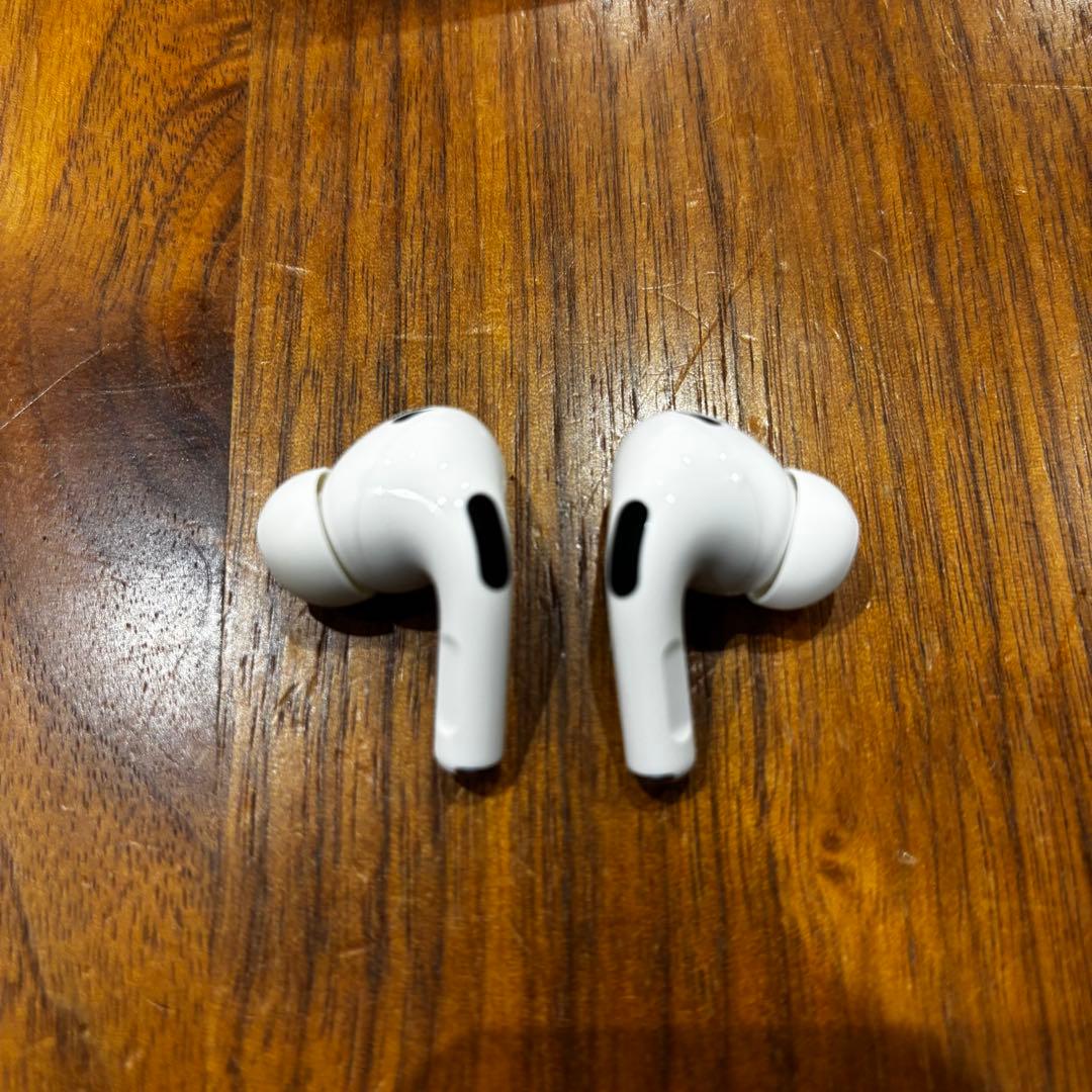 Apple AirPods Pro 第2世代 (MQD83J/A)