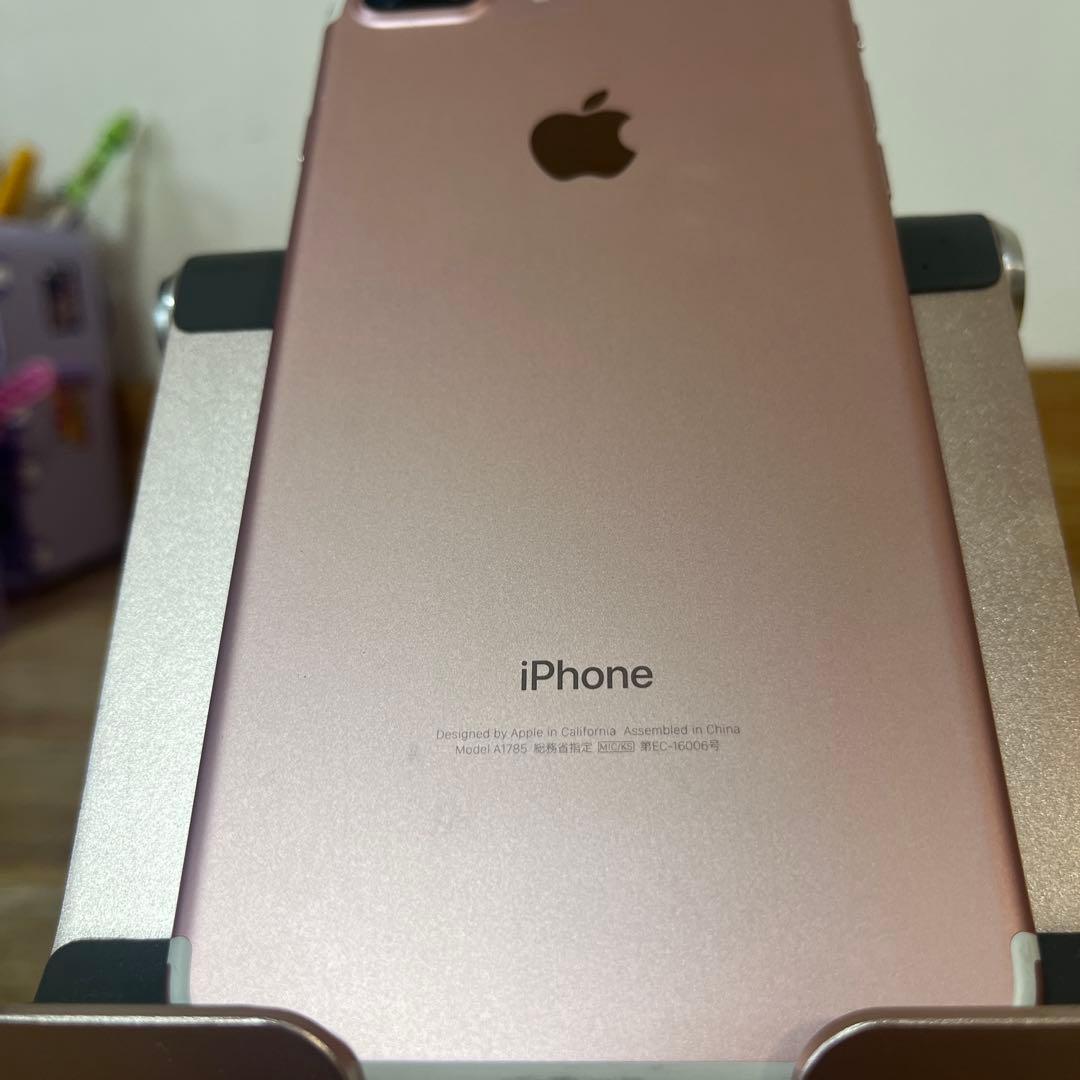 バッテリー新品交換済100%！iPhone7 plus 256GB SIMフリー