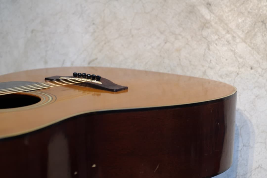 状態良 YAMAHA FG180 赤ラベル 調整済 ヤマハ