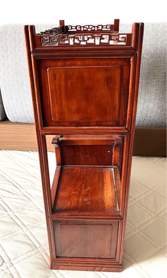 美品 唐木家具 本花梨 総無垢 茶棚 高級 茶道具 飾り棚 彫刻 煎茶道具骨董