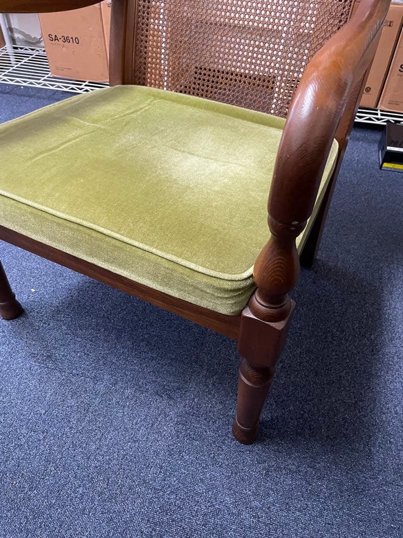 飛騨家具　キツツキ　クラシックスタイル ダイニングチェア 黄緑色　②