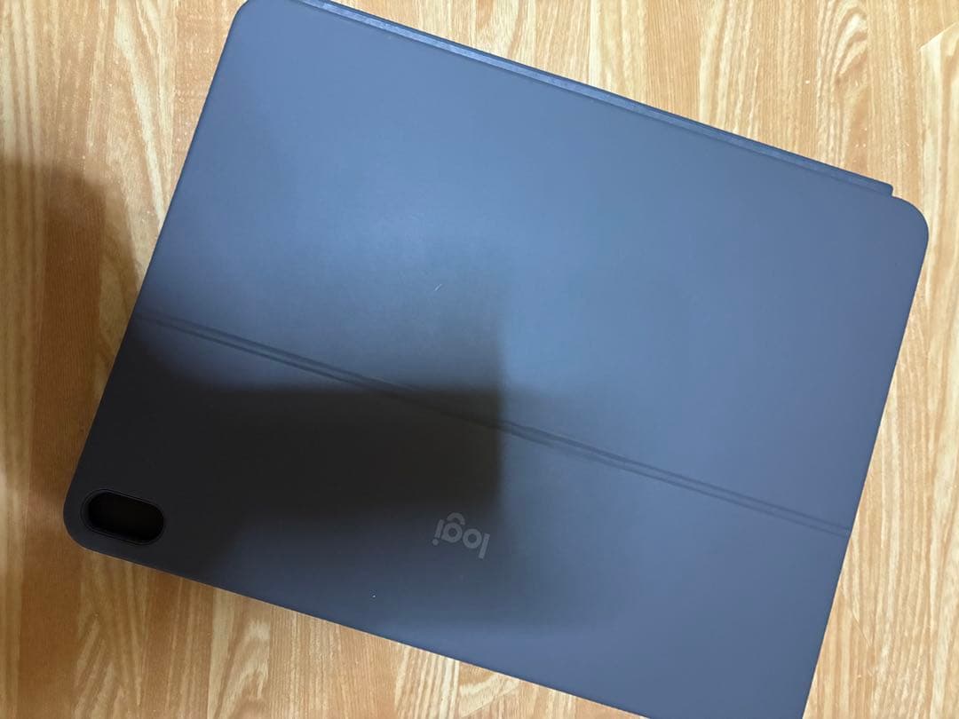 Logicool Combo Touch （13インチ iPad Air 用）