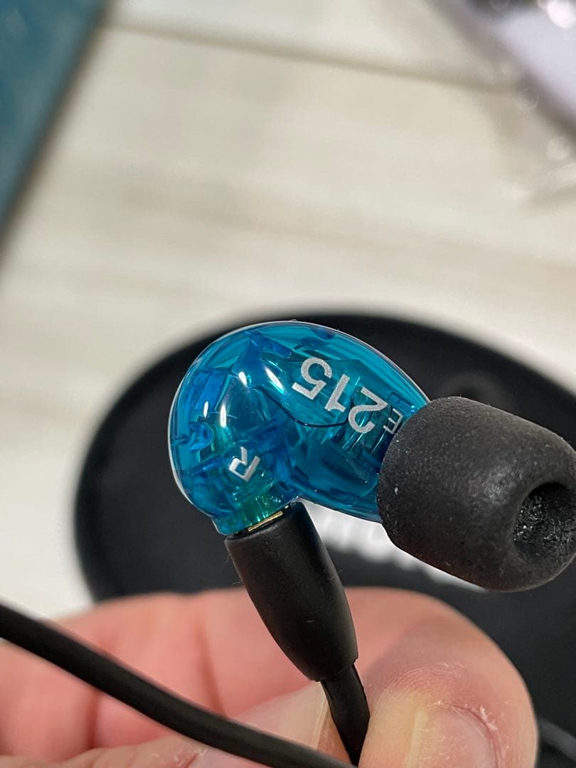 SHURE 215 SE有線イヤホン リケーブル可能