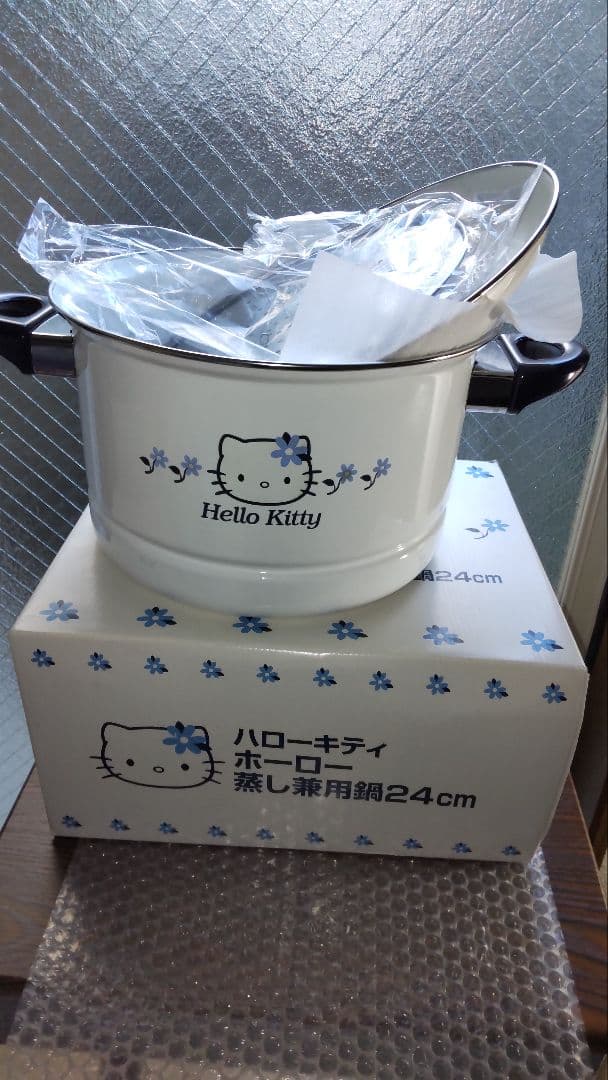 ハローキティ 蒸し兼用ホーロー鍋 24cm