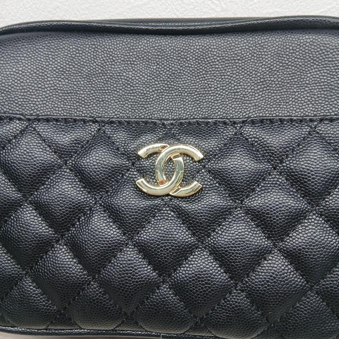 平行輸入　CHANEL ブラック キルティング ショルダーバッグ