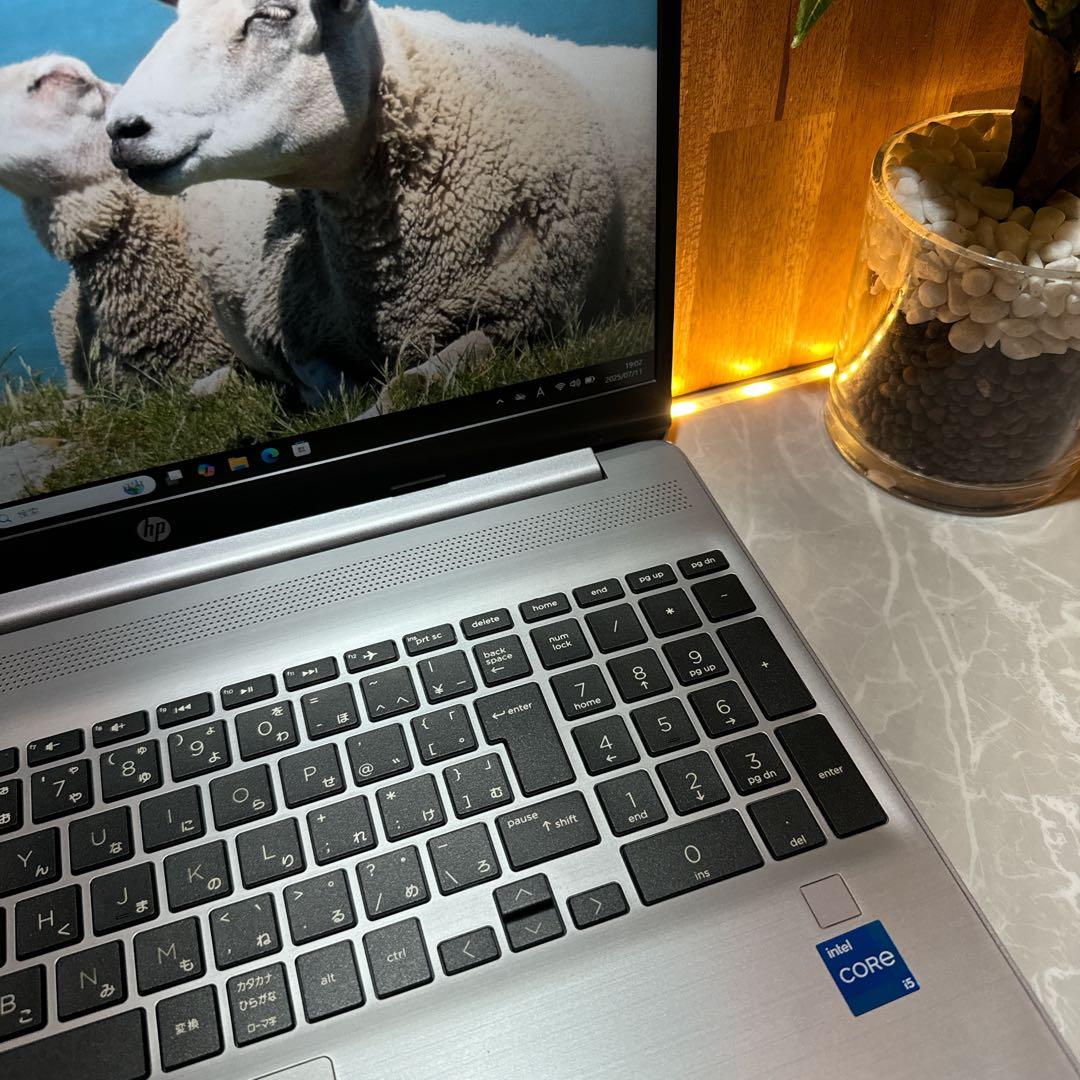 美品2023年式‼️HP☘️第12世代☘メモリ16GB☘️フルHD☘️人気ノートパソコン