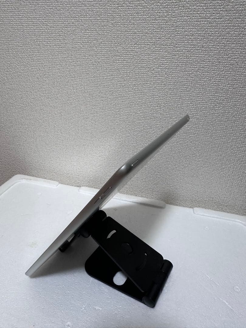 iPad 9.7インチ (第6世代) 32GB WiFi