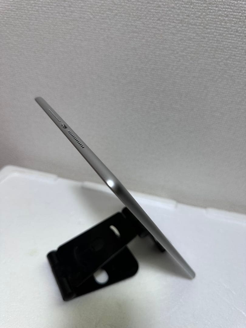 iPad 9.7インチ (第6世代) 32GB WiFi