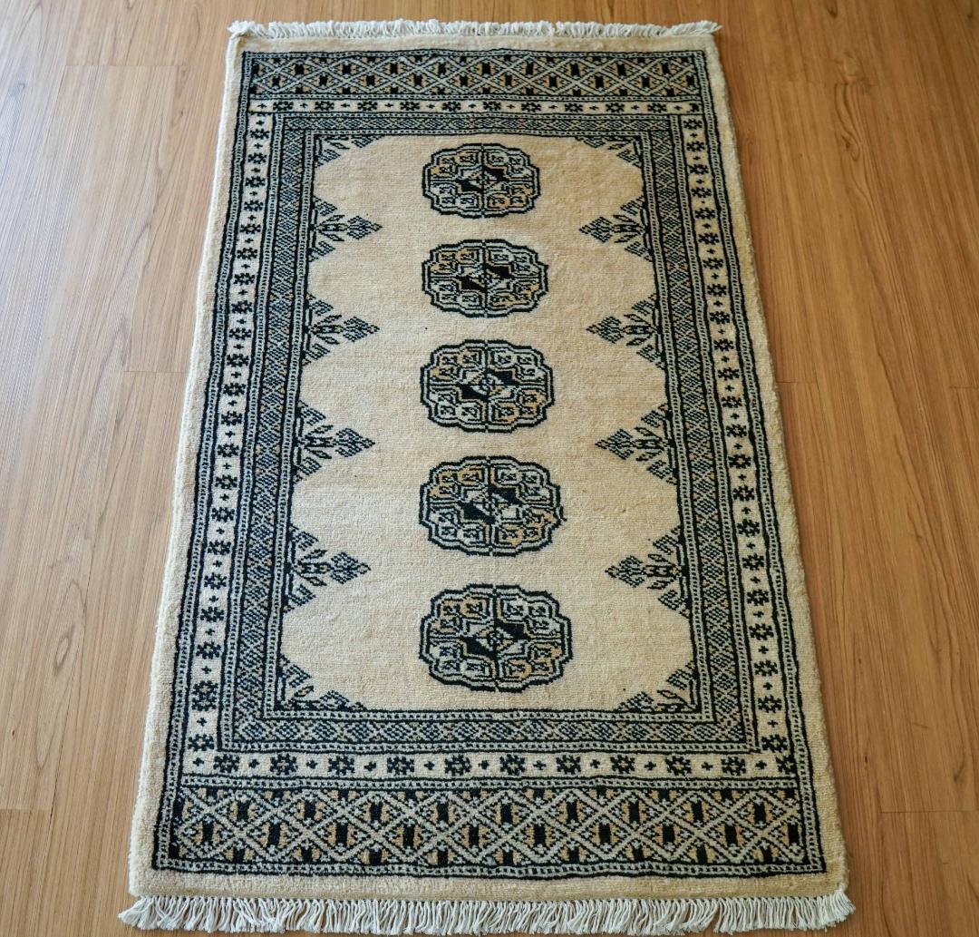 103×63cm トルクメン ボハラ手織りラグ パキスタン手織り絨毯 玄関マット