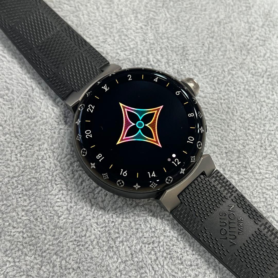 ルイヴィトン タンブール ホライゾン ライトアップ ブラック C006110