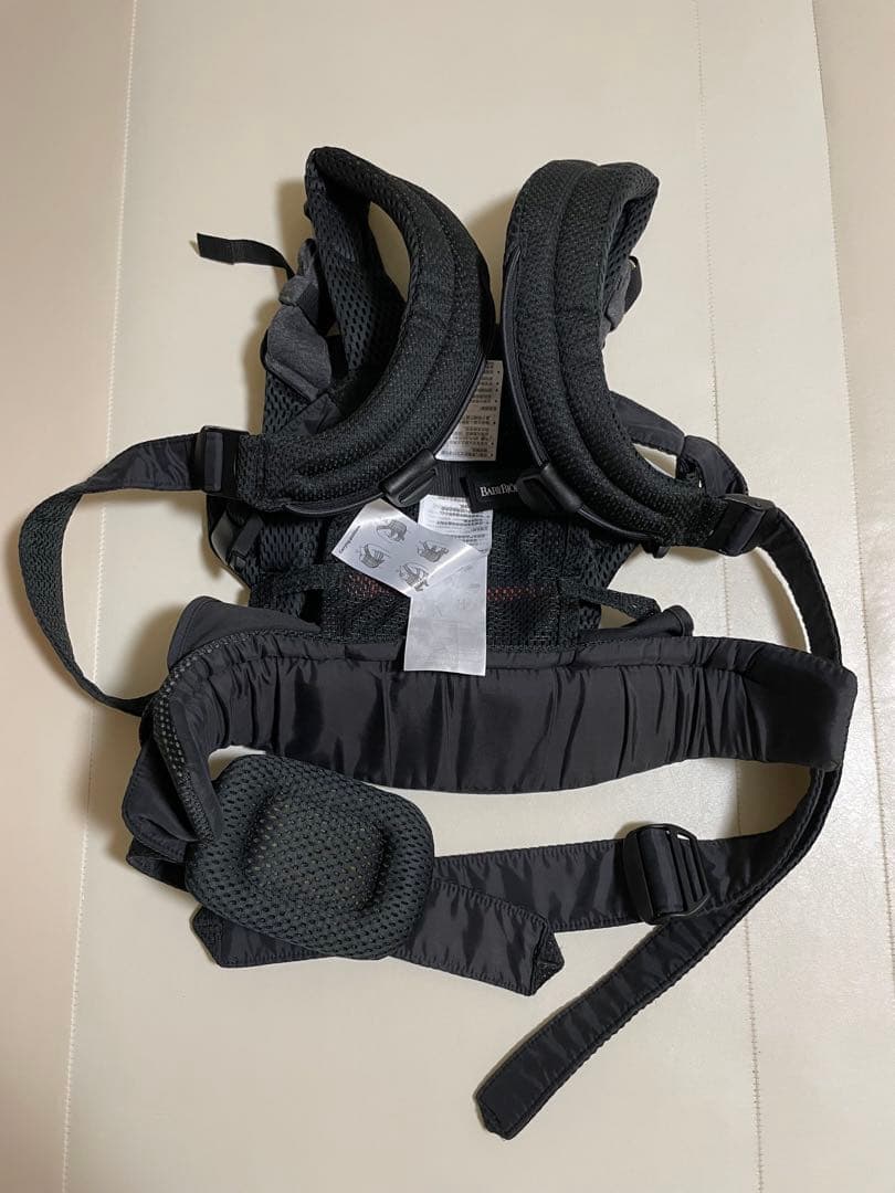 【美品】BABYBJORNベビーキャリア HARMONY 抱っこ紐 メッシュ