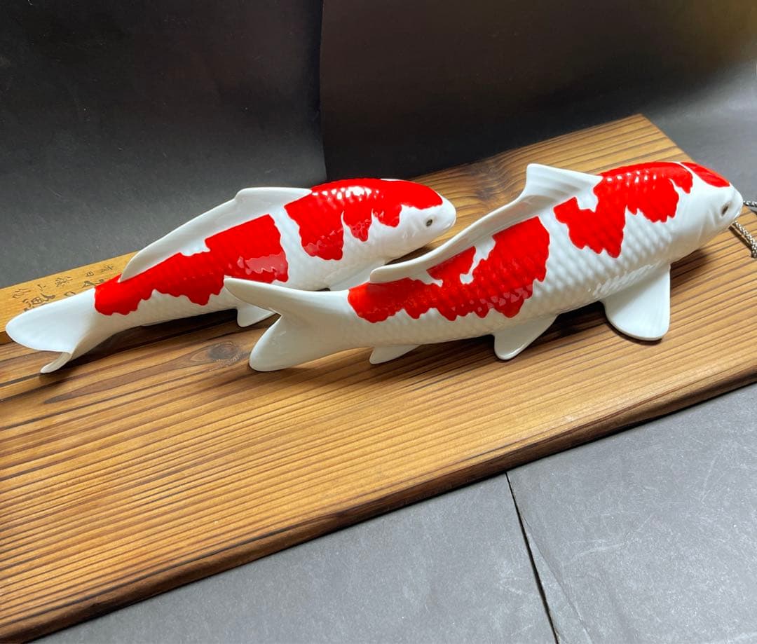 有田焼　希少な名品 勝山窯　紅白　【福寿の鯉】錦鯉　飾物　縁起物