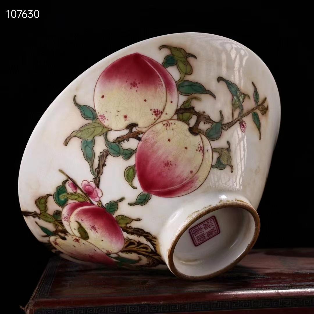中国古美術・旧藏・古陶瓷品・手描き・粉彩・寿桃紋・瓷碗・彩繪・箱付・置物・古賞物