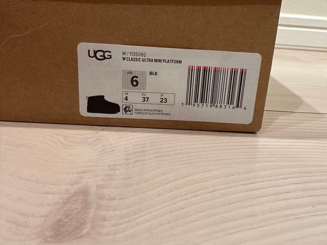 靴 UGG CLASSIC ULTRA MINI PLATFORM 6